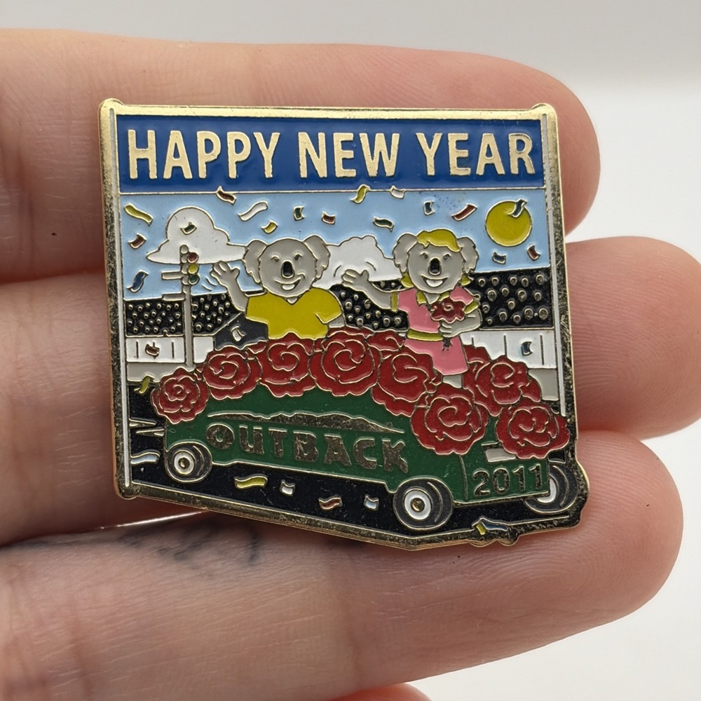 Outback Steakhouse 2011 Happy New Year Parade Float Koalas Lapel Hat Pin